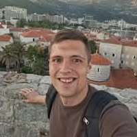 鲁斯兰·拉兹库